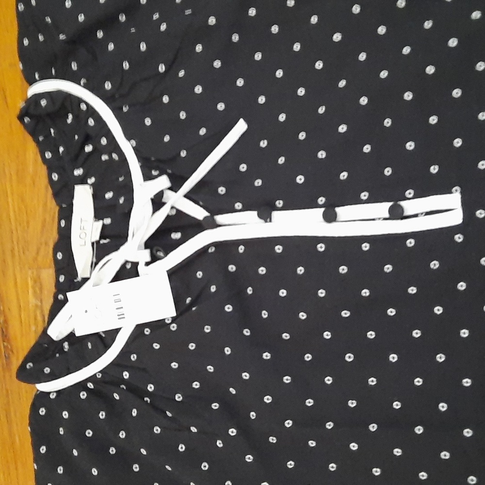 NWT LOFT clip dot tie neck button front ruffle sleeve top small - Picture 5 of 7